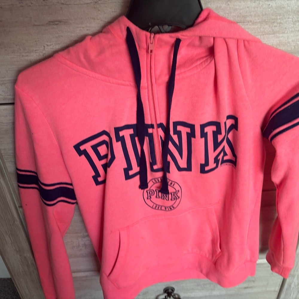 It’s PINK🤟🏽